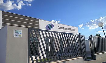 CONSULTORA FORMACIN SC pone en marcha su nuevo centro de formacin